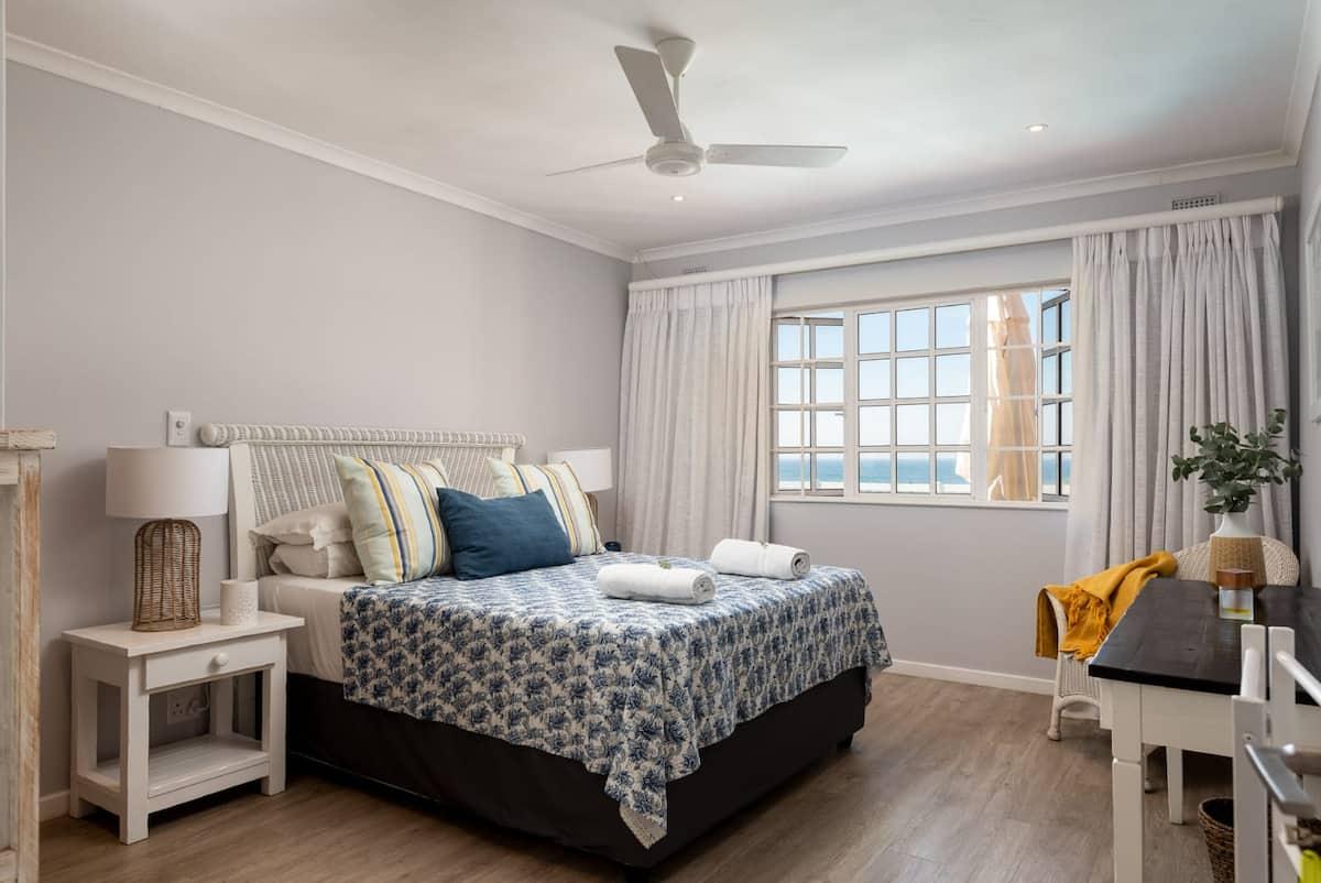 Cockleshell — photo 2