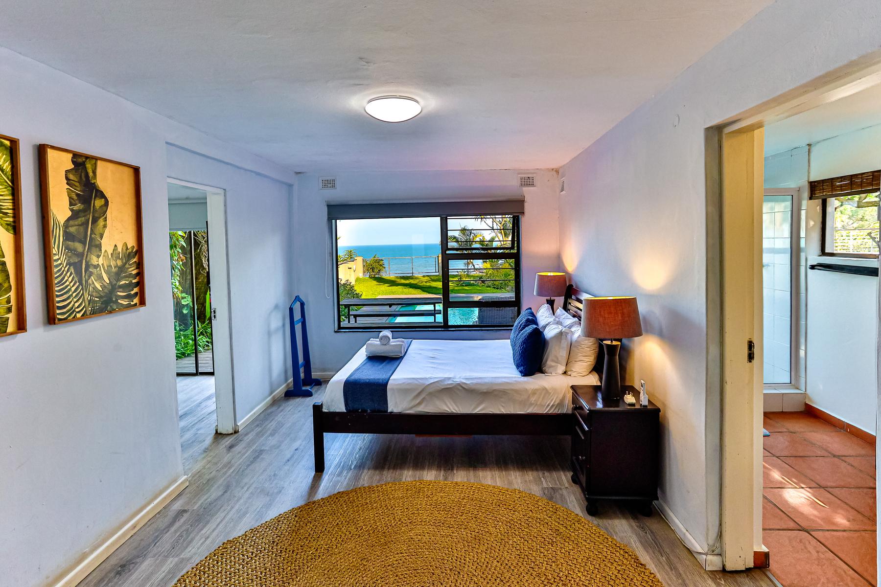 Two Shores — photo 12