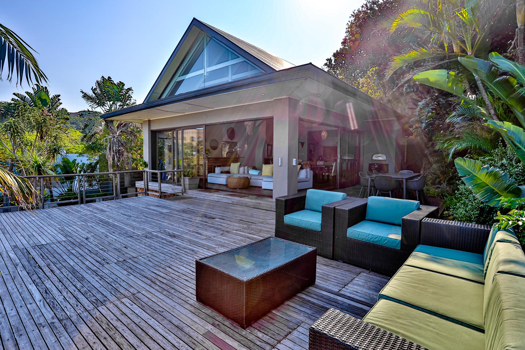 Two Shores — photo 4