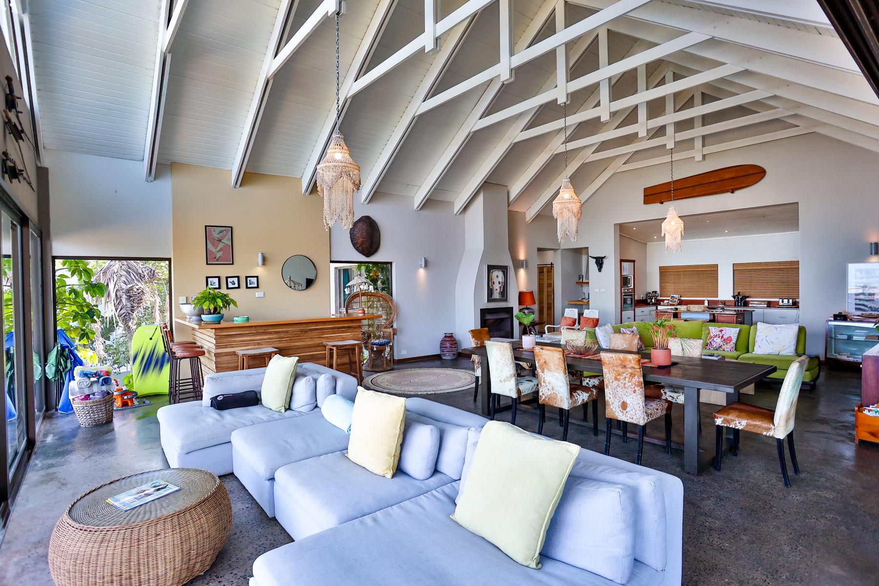 Two Shores — photo 7